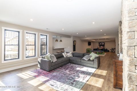 Tiny photo for 3302 Chapel Creek Drive, Perrysburg, OH 43551 (MLS # 10003328)