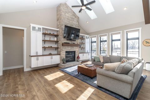 Tiny photo for 3302 Chapel Creek Drive, Perrysburg, OH 43551 (MLS # 10003328)