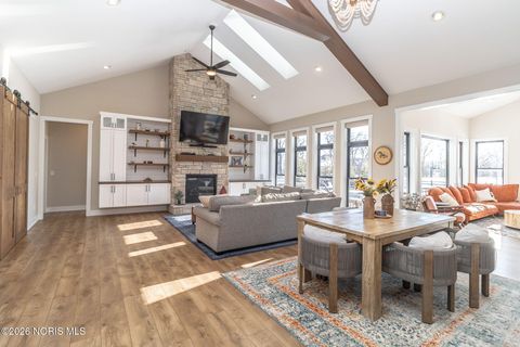 Tiny photo for 3302 Chapel Creek Drive, Perrysburg, OH 43551 (MLS # 10003328)