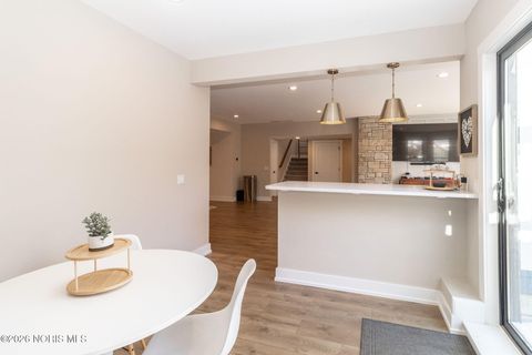 Tiny photo for 3302 Chapel Creek Drive, Perrysburg, OH 43551 (MLS # 10003328)