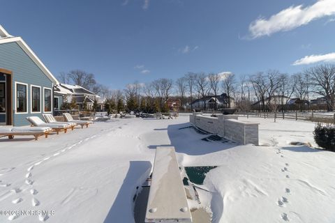 Tiny photo for 3302 Chapel Creek Drive, Perrysburg, OH 43551 (MLS # 10003328)