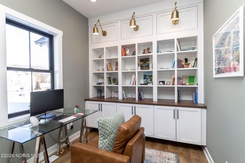 Tiny photo for 3302 Chapel Creek Drive, Perrysburg, OH 43551 (MLS # 10003328)