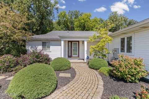 Tiny photo for 525 S Teachout Road, Curtice, OH 43412 (MLS # 10012956)