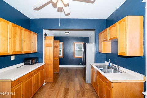 Tiny photo for 705 Perry Street, Defiance, OH 43512 (MLS # 10007900)