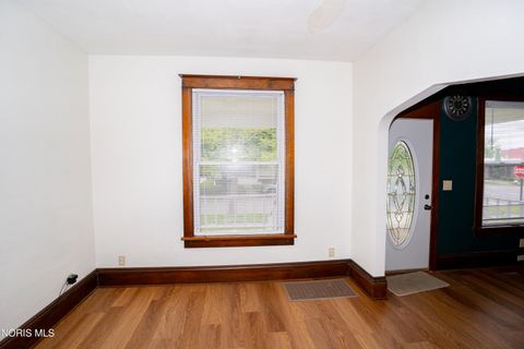Tiny photo for 705 Perry Street, Defiance, OH 43512 (MLS # 10007900)