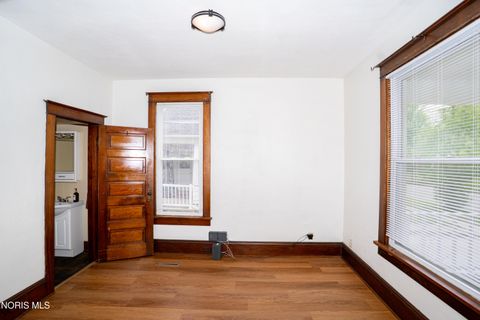 Tiny photo for 705 Perry Street, Defiance, OH 43512 (MLS # 10007900)