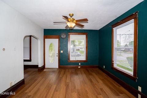 Tiny photo for 705 Perry Street, Defiance, OH 43512 (MLS # 10007900)