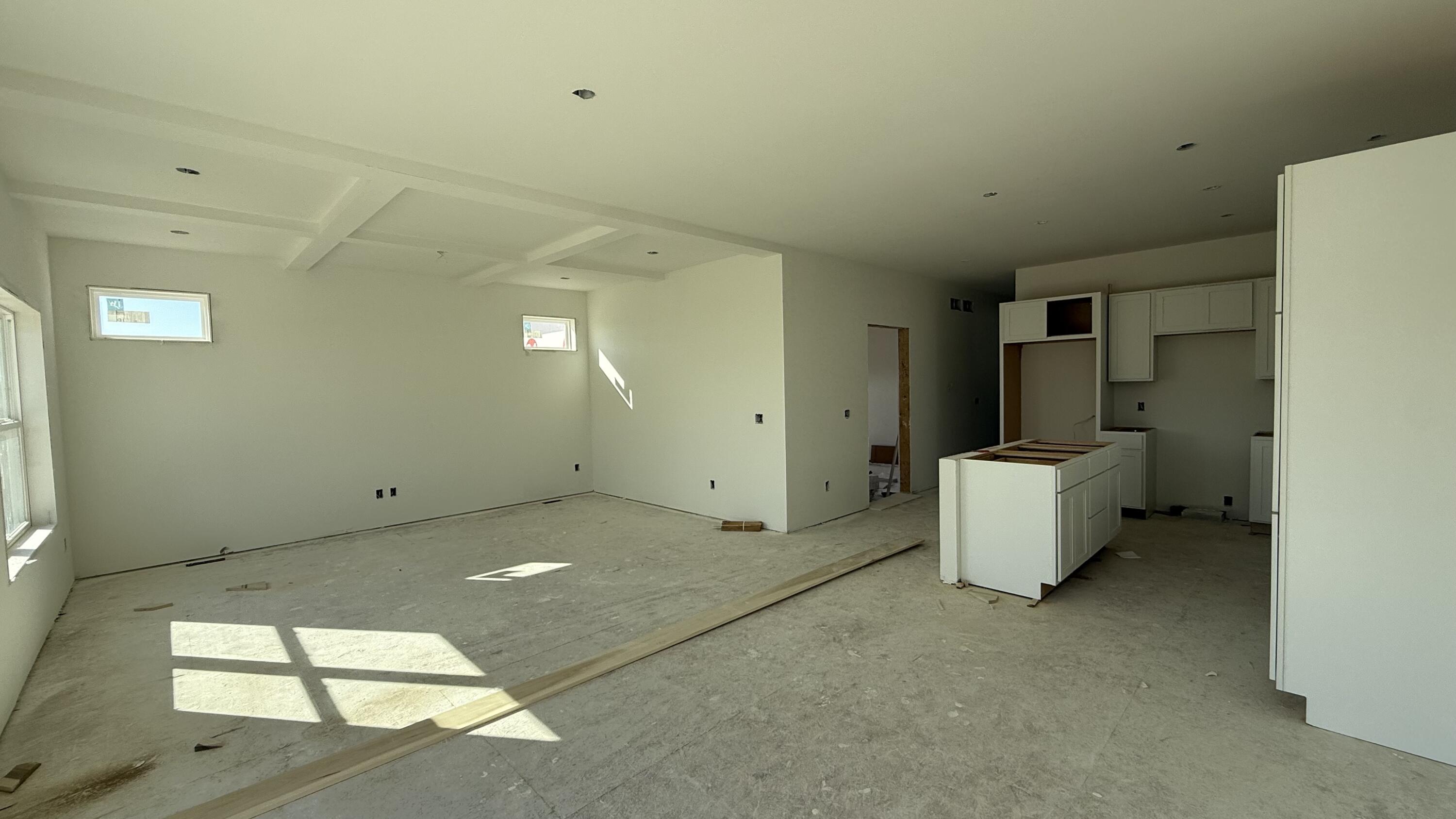 727 W Ironwood Drive