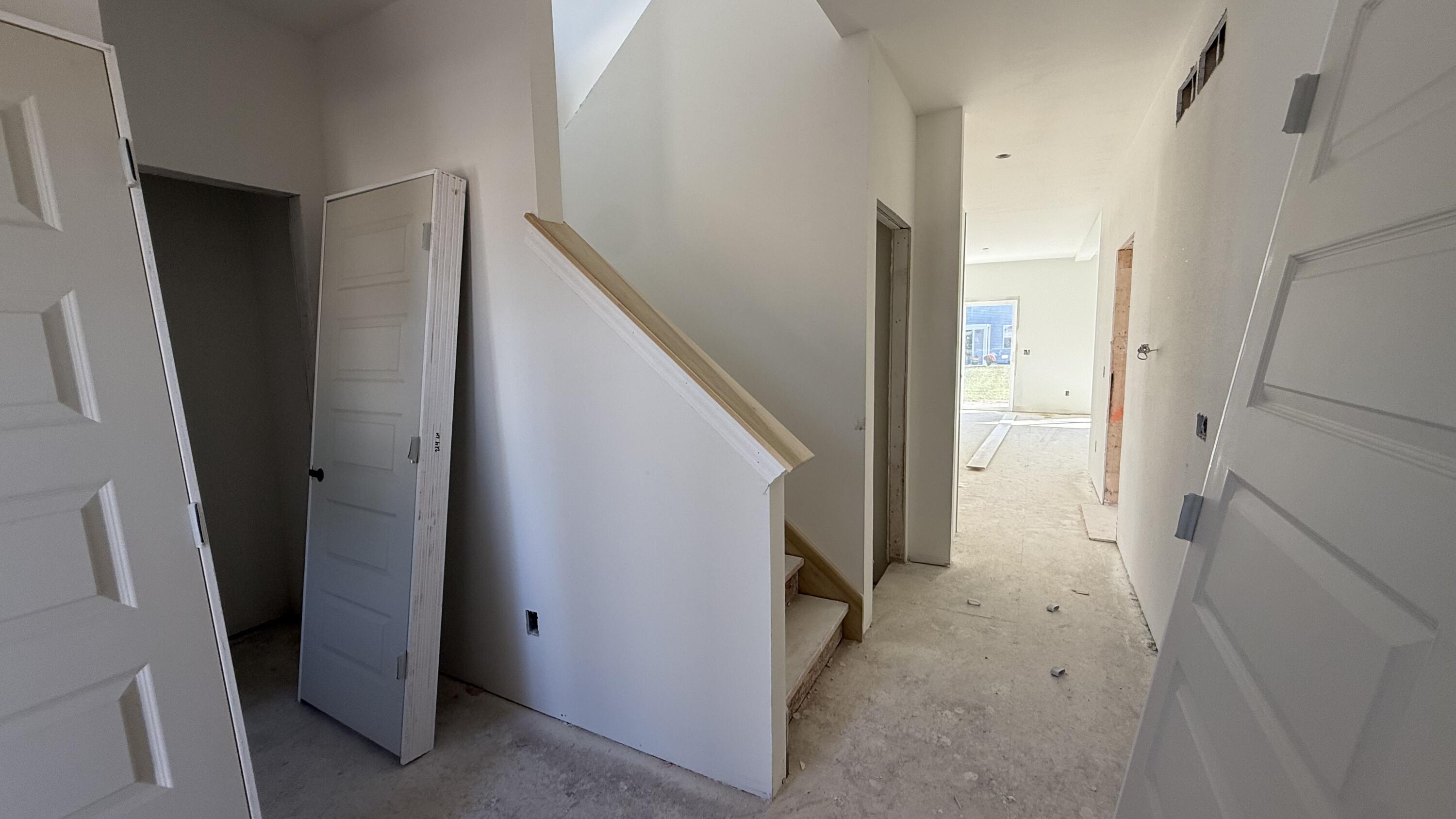 727 W Ironwood Drive