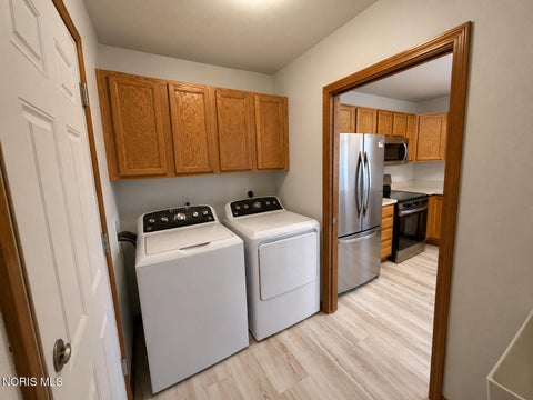Tiny photo for 2547 Lake Vista Drive, Toledo, OH 43614 (MLS # 10011961)
