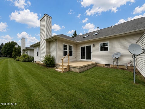 Tiny photo for 2547 Lake Vista Drive, Toledo, OH 43614 (MLS # 10011961)