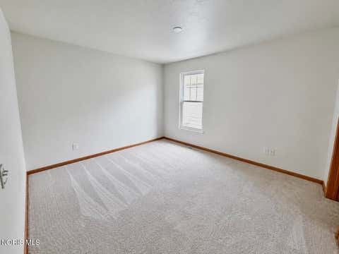 Tiny photo for 2547 Lake Vista Drive, Toledo, OH 43614 (MLS # 10011961)