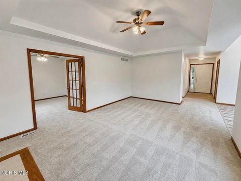 Tiny photo for 2547 Lake Vista Drive, Toledo, OH 43614 (MLS # 10011961)