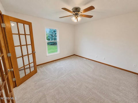Tiny photo for 2547 Lake Vista Drive, Toledo, OH 43614 (MLS # 10011961)