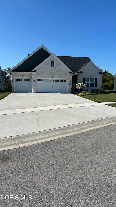 Photo of 9851 Saugatuck Drive, Sylvania, OH 43560 (MLS # 10011886)