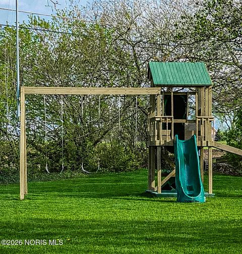 Tiny photo for 3404 Gwilym Road, Fostoria, OH 44830 (MLS # 10003771)