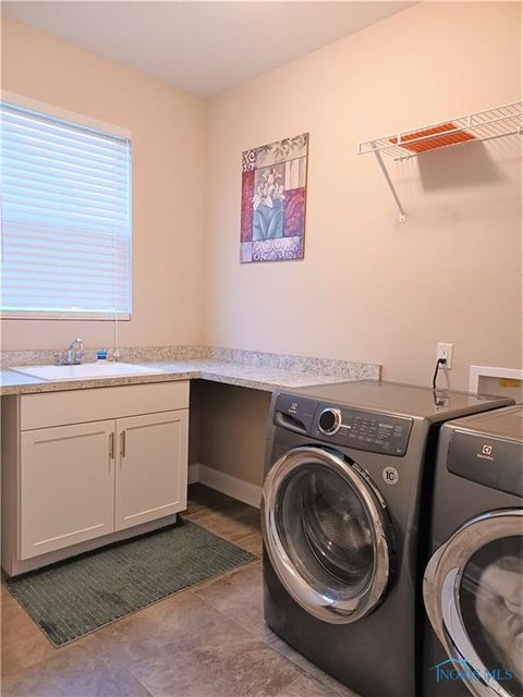 Tiny photo for 14934 Stonebridge Lane, Perrysburg, OH 43551 (MLS # 10012494)