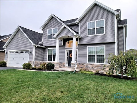 Photo of 14934 Stonebridge Lane, Perrysburg, OH 43551 (MLS # 10012494)