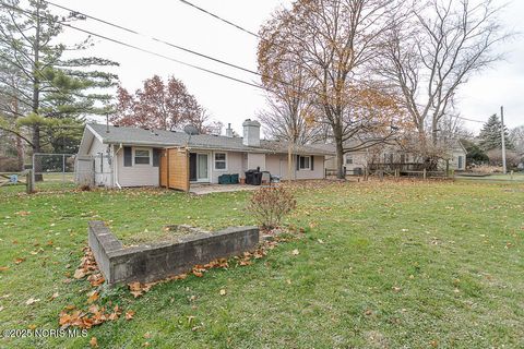 Tiny photo for 7242 Grenlock Drive, Sylvania, OH 43560 (MLS # 10001550)