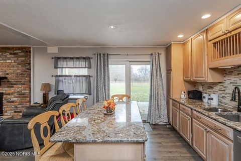 Tiny photo for 7242 Grenlock Drive, Sylvania, OH 43560 (MLS # 10001550)