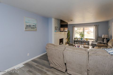 Tiny photo for 7242 Grenlock Drive, Sylvania, OH 43560 (MLS # 10001550)