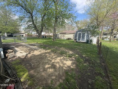 Tiny photo for 5240 Adella Street, Toledo, OH 43613 (MLS # 10006858)