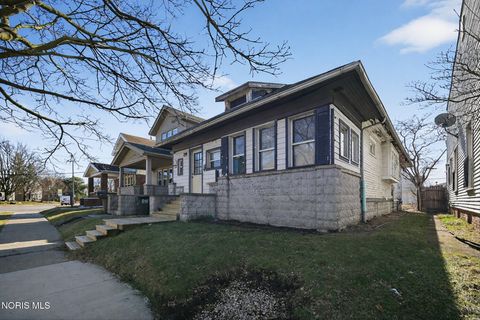 Tiny photo for 150 E Broadway Street, Toledo, OH 43605 (MLS # 10004891)