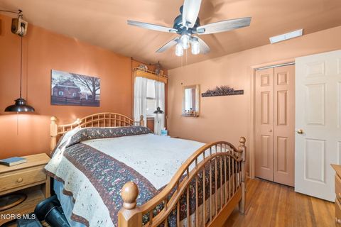 Tiny photo for 1820 Gayle Lane, Findlay, OH 45840 (MLS # 10004198)