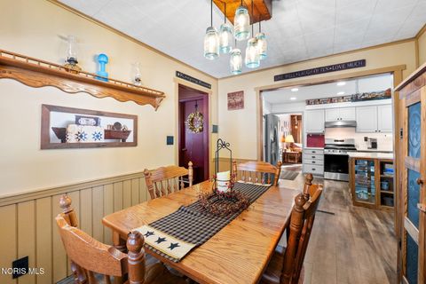 Tiny photo for 1820 Gayle Lane, Findlay, OH 45840 (MLS # 10004198)