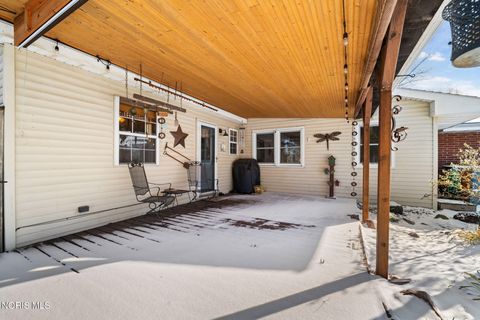 Tiny photo for 1820 Gayle Lane, Findlay, OH 45840 (MLS # 10004198)