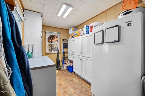 Tiny photo for 1820 Gayle Lane, Findlay, OH 45840 (MLS # 10004198)