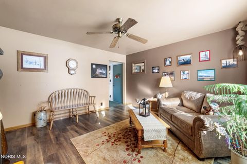 Tiny photo for 1820 Gayle Lane, Findlay, OH 45840 (MLS # 10004198)