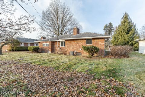 Tiny photo for 513 Holly Drive, Oregon, OH 43616 (MLS # 10002581)