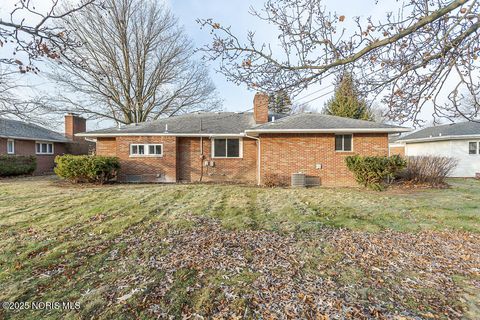 Tiny photo for 513 Holly Drive, Oregon, OH 43616 (MLS # 10002581)