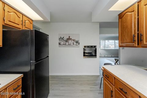 Tiny photo for 513 Holly Drive, Oregon, OH 43616 (MLS # 10002581)