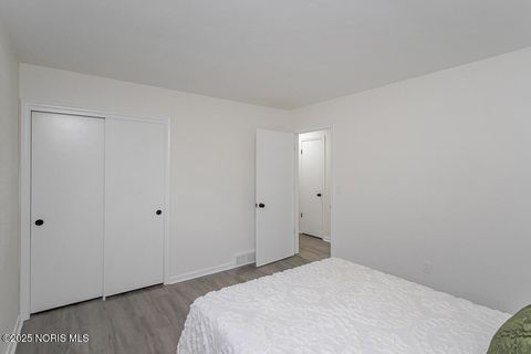 Tiny photo for 513 Holly Drive, Oregon, OH 43616 (MLS # 10002581)