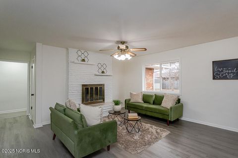 Tiny photo for 513 Holly Drive, Oregon, OH 43616 (MLS # 10002581)