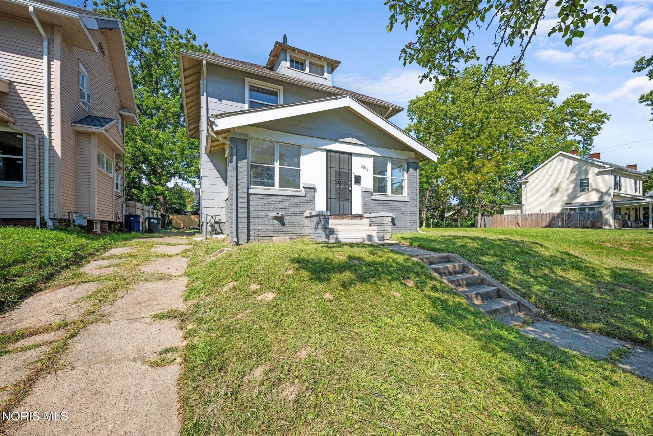 2037 Joffre Avenue