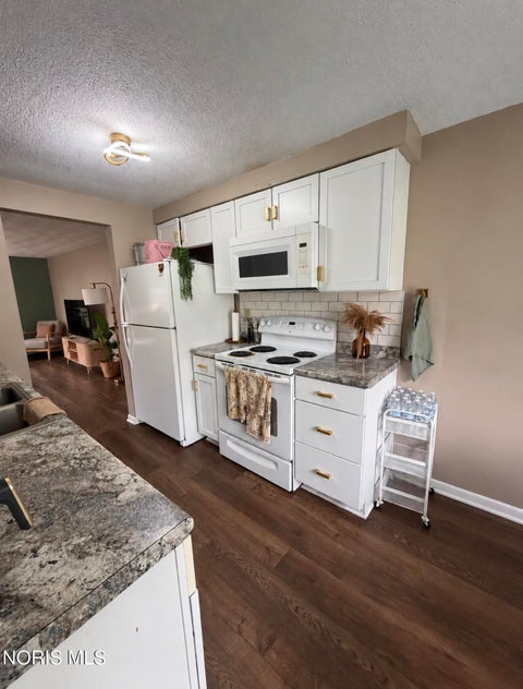 Tiny photo for 411 E South Street, Bryan, OH 43506 (MLS # 10014890)