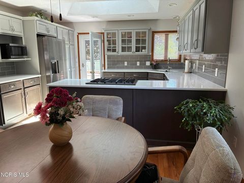 Tiny photo for 6118 Acres Road, Sylvania, OH 43560 (MLS # 10010137)