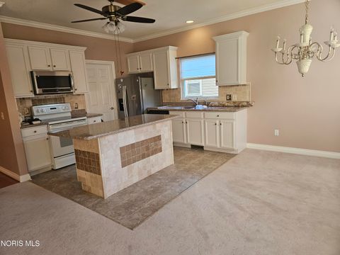 Tiny photo for 7008 Longwater Drive, Maumee, OH 43537 (MLS # 10008251)