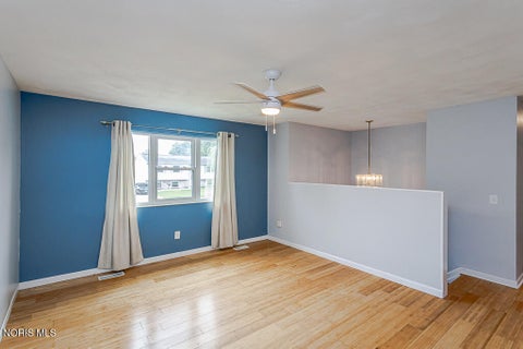 Tiny photo for 200 Farnstead Drive, Northwood, OH 43619 (MLS # 10010439)