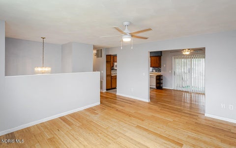 Tiny photo for 200 Farnstead Drive, Northwood, OH 43619 (MLS # 10010439)