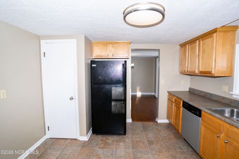 Tiny photo for 1581 Westgate Drive, Defiance, OH 43512 (MLS # 10003512)