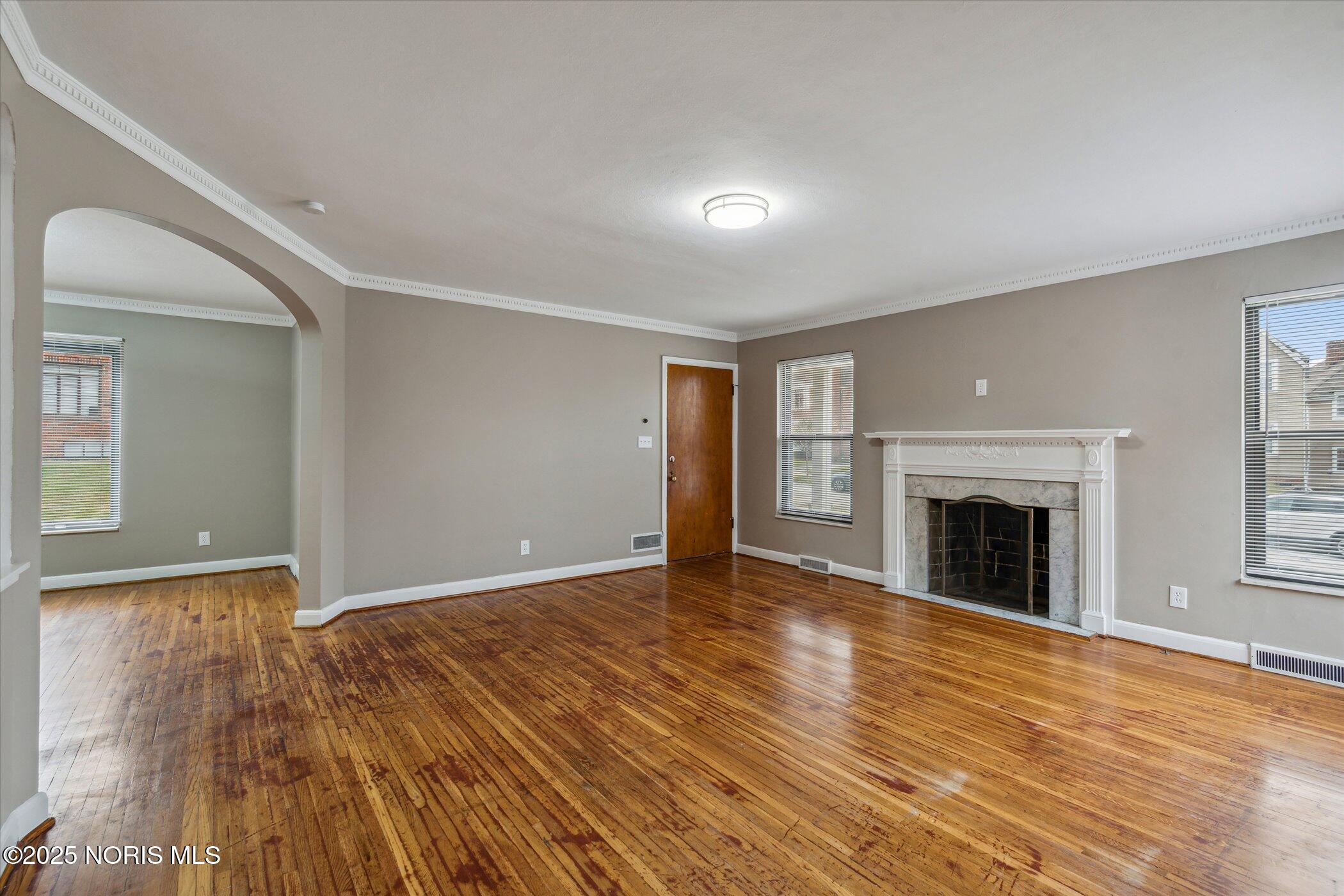 2140 Wyndhurst Road