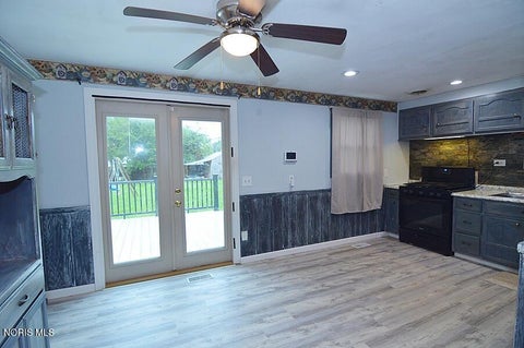 Tiny photo for 4216 Northshire Road, Toledo, OH 43611 (MLS # 10013681)