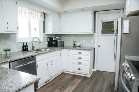 Tiny photo for 4022 N Berkey Southern Road, Berkey, OH 43504 (MLS # 10009056)