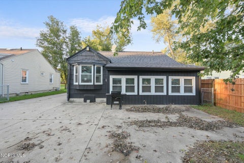 Tiny photo for 7057 Convent Boulevard, Sylvania, OH 43560 (MLS # 10014677)