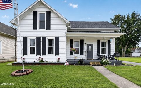 Photo of 100 E Market Street, Mount Blanchard, OH 45867 (MLS # 10010695)