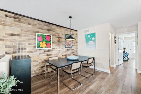 Tiny photo for 4731 Lakeside Drive, Maumee, OH 43537 (MLS # 10003031)